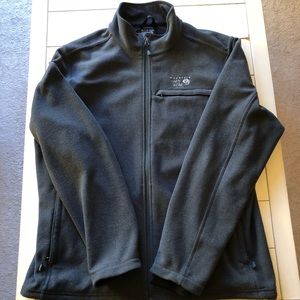 Men’s XL Mountain Hardware Medium weight jacket